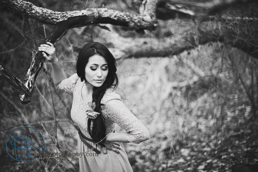 48_Alma-bw